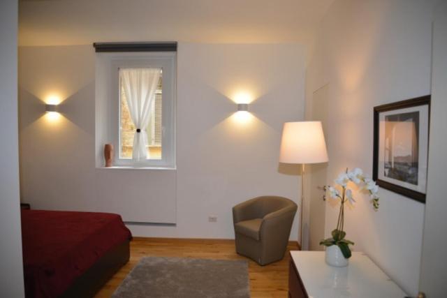 Fidia Palace Flavia'S Apartment Colosseo Рим Екстериор снимка